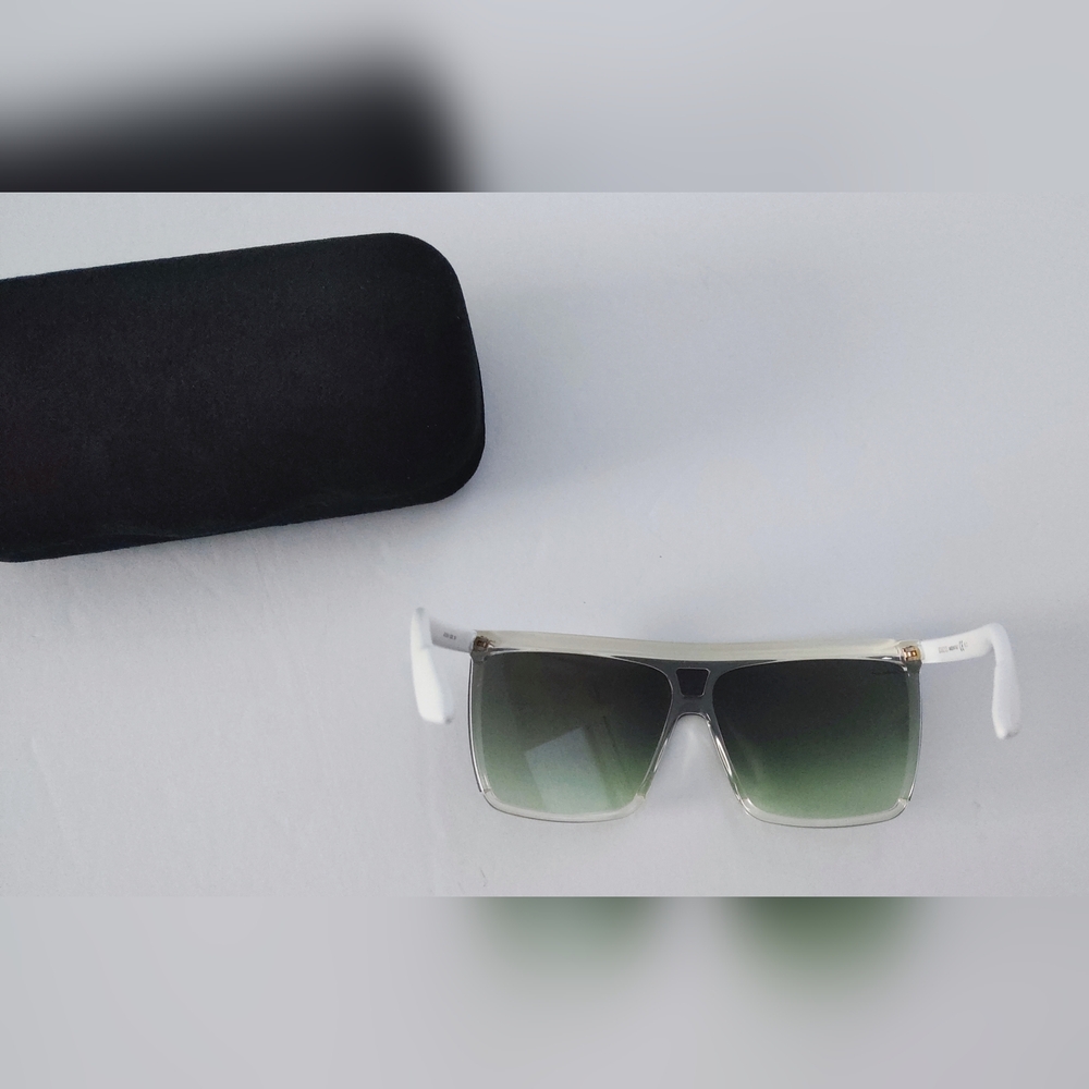 Gucci Italian Made Sunglasses With A Case. Size 105. Pre-owned. - Picture 3 of 8